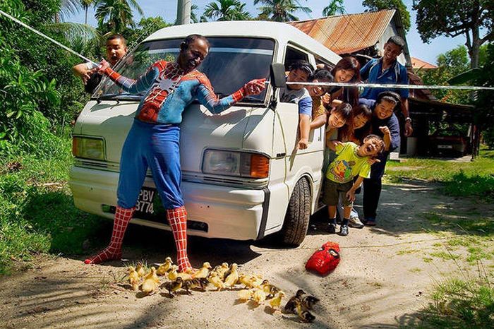 All Of This Awesomeness Just Can't Be Contained (48 pics)