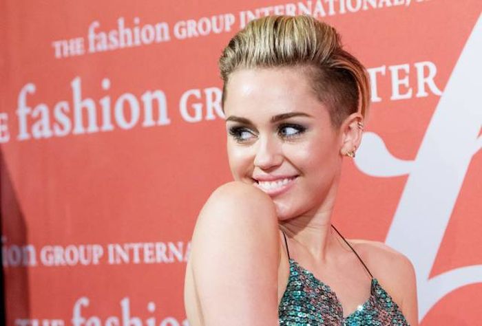 The Real Names Of Celebrities Revealed (30 pics)