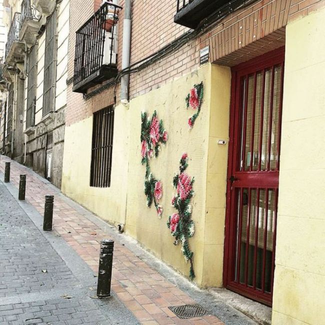 Raquel Rodrigo Creates Amazing Cross-Stitch Street Art In Madrid (10 pics)