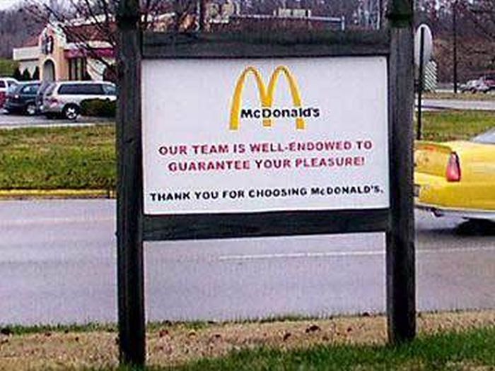 The Funniest Fast Food Signs In The History Of Fast Food Signs (20 pics)