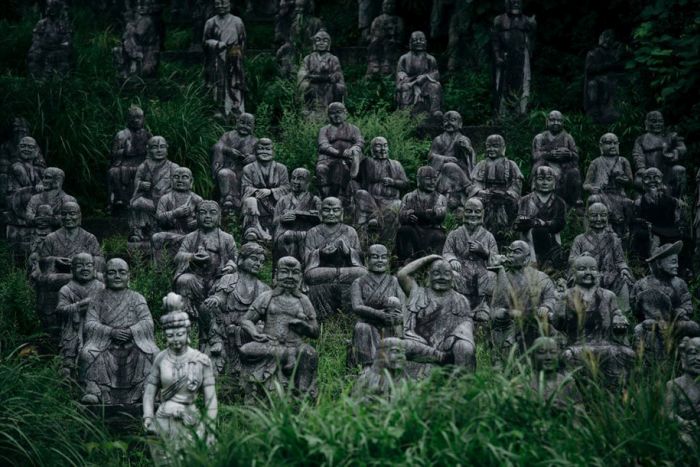 This Park In Japan Is Home To Hundreds Of Statues (12 pics)