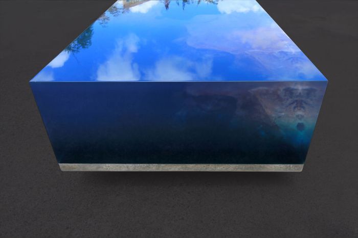 The Starry Sea Table Is A Dream Come True (11 pics)
