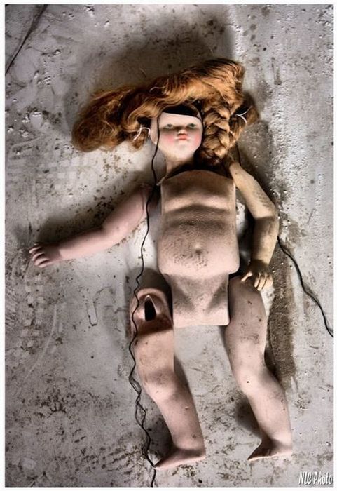 These Photos From An Abandoned Doll Factory Will Fuel All Of Your Nightmares (18 pics)