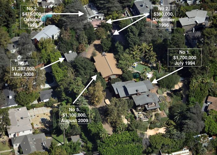 Take A Look At Brad Pitt and Angelina Jolie's Huge Hollywood Hills Compound (3 pics)