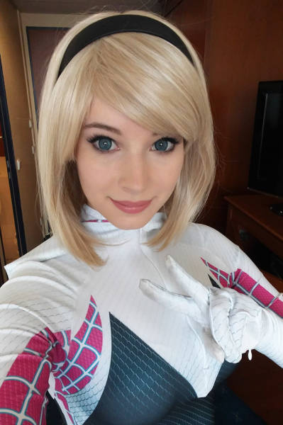 The Hot Cosplay Girls That Make Every Nerd's Fantasy Come True (47 pics)