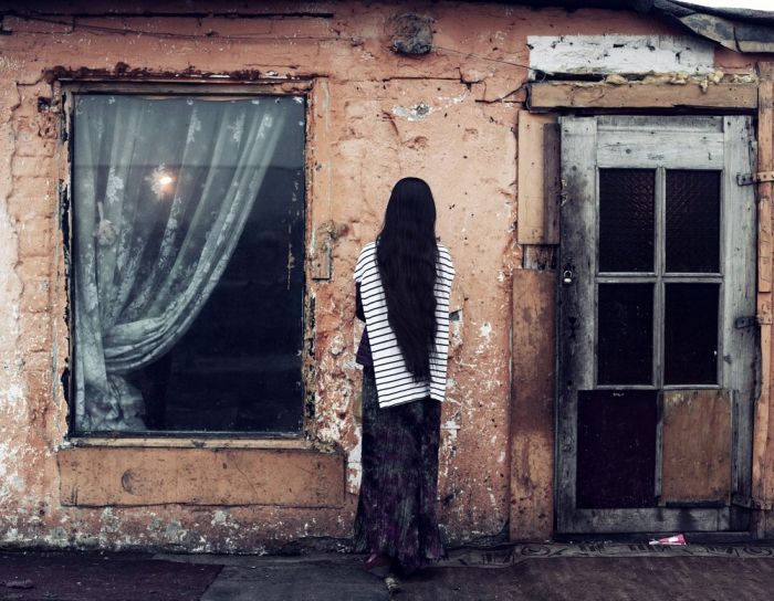 A Day In The Life Of Romanian Gypsies Living On The Polish border (17 pics)