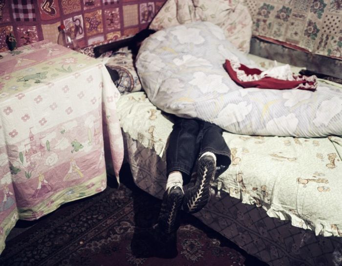 A Day In The Life Of Romanian Gypsies Living On The Polish border (17 pics)