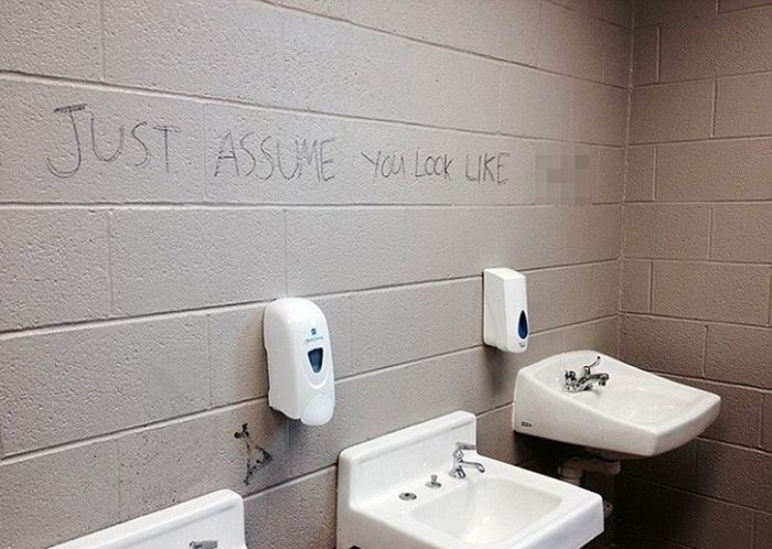 Hilarious Examples Of Bathroom Graffiti In Public Toilets (16 pics)