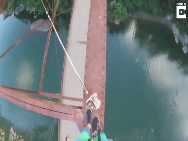 Crazy Bridge Jump
