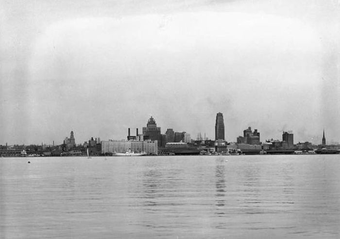 It's Amazing How Much City Skylines Have Changed Throughout The Years (26 pics)