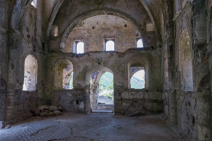 A Look At Kayakoy, The Greek Ghost Town In Turkey (10 pics)
