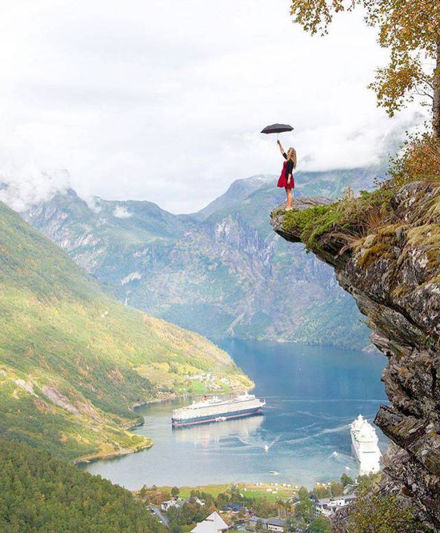 Photos From The Same Locations Taken By Professional And Amateur Photographers (24 pics) Photos From The Same Locations Taken By Professional And Amateur Photographers (24 pics)