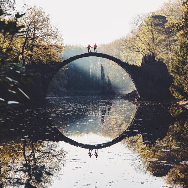 Photos From The Same Locations Taken By Professional And Amateur Photographers (24 pics) Photos From The Same Locations Taken By Professional And Amateur Photographers (24 pics)