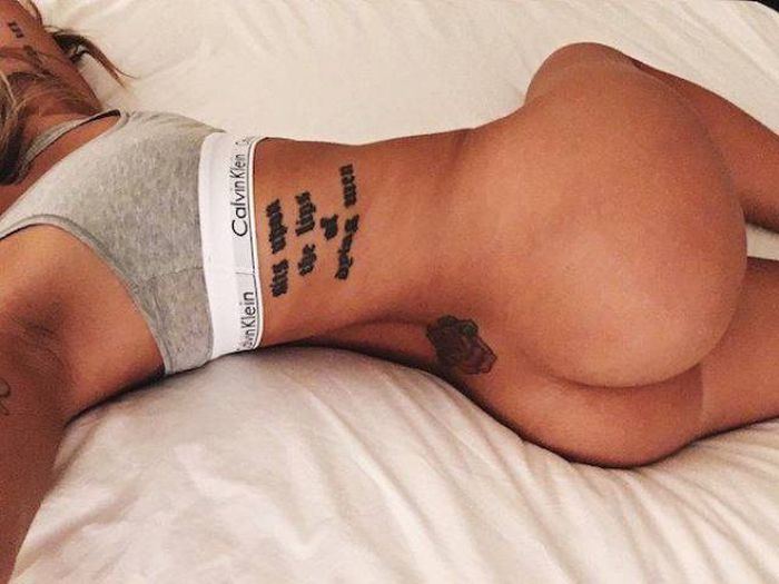 Bootilicious Butt Pics That Will Make Your Day (55 pics)