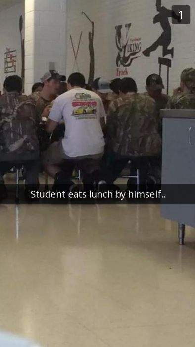 These Are The Saddest Snapchats You're Going To See Today (17 pics)