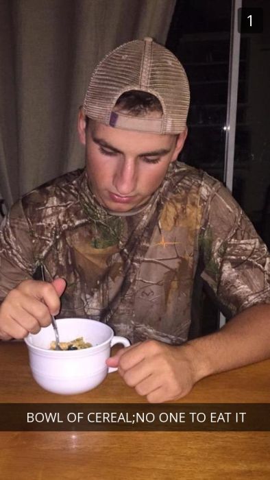 These Are The Saddest Snapchats You're Going To See Today (17 pics)
