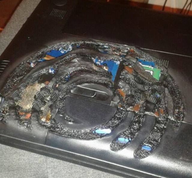 People Who Somehow Managed To Completely Wreck Their Electronics (46 pics)