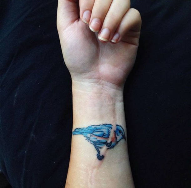Tattoos That Turned Birthmarks And Scars Into Works Of Art