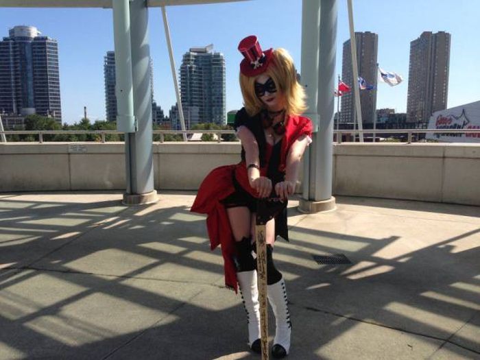 Gorgeous Cosplayers Love To Hold The Nerd Cane (39 pics)