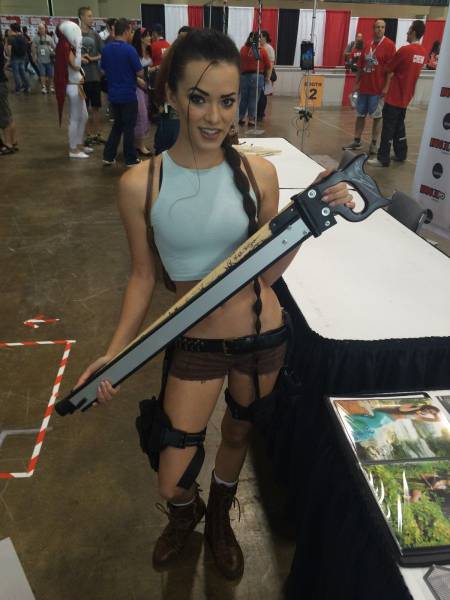 Gorgeous Cosplayers Love To Hold The Nerd Cane (39 pics)