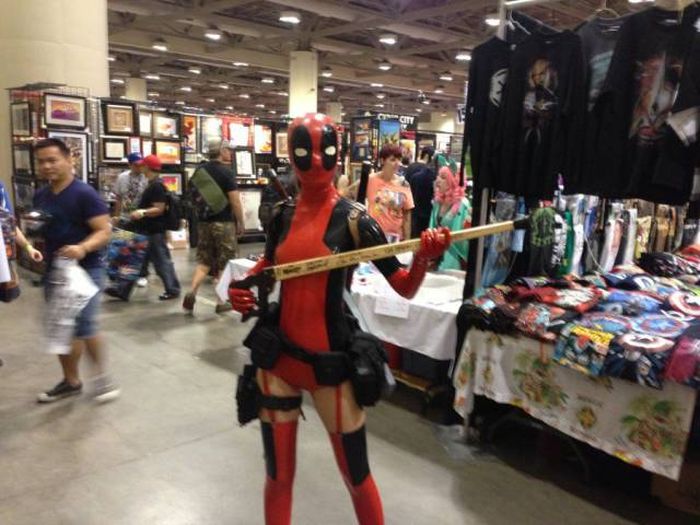 Gorgeous Cosplayers Love To Hold The Nerd Cane (39 pics)