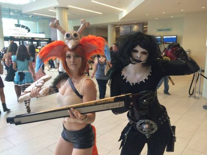 Gorgeous Cosplayers Love To Hold The Nerd Cane (39 pics)