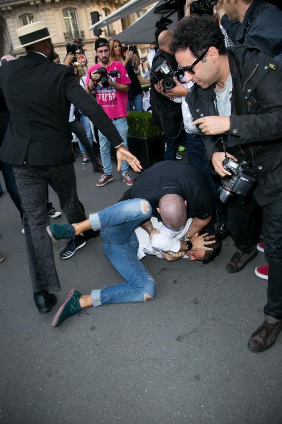 Ukranian Guy Gets Busted For Trying To Kiss Kim Kardashian’s Ass (6 pics)