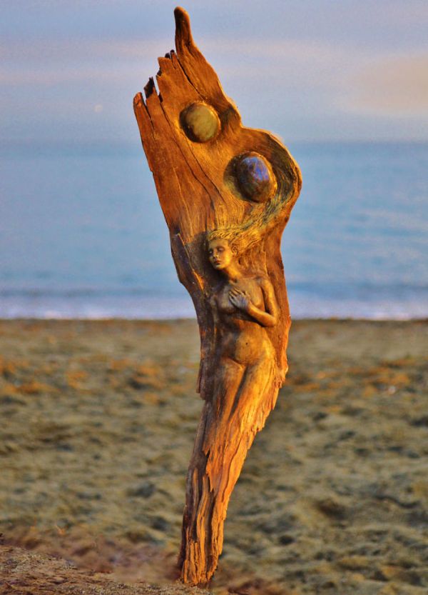 Driftwood Sculptures By Debra Bernier That Will Take Your Breath Away (30 pics)