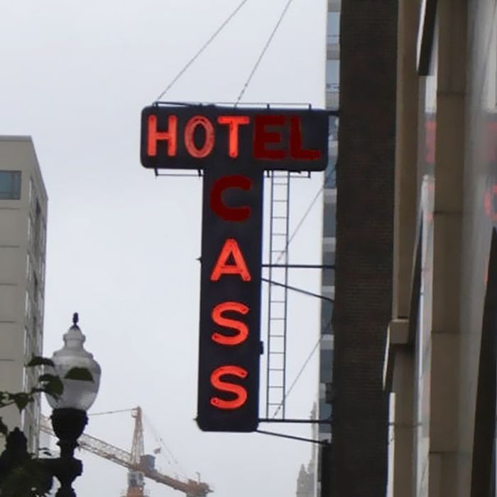 The Most Awkward Neon Sign Fails Ever (29 pics)