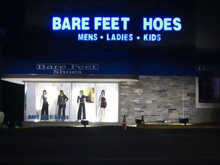 The Most Awkward Neon Sign Fails Ever (29 pics)