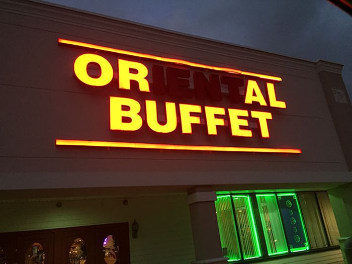 The Most Awkward Neon Sign Fails Ever (29 pics)