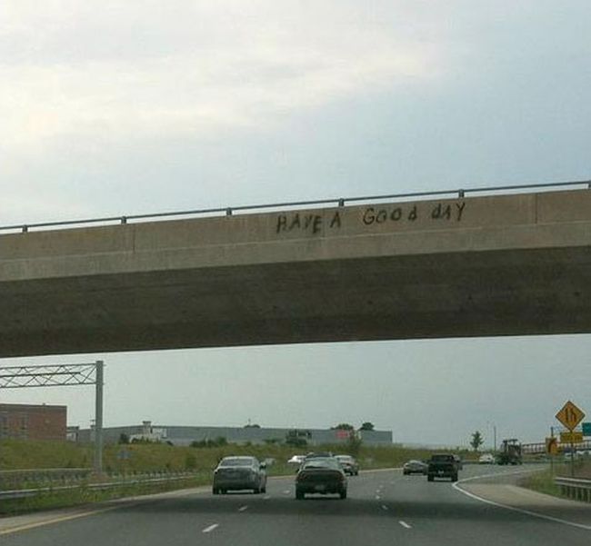 Silly Grafitti Art That You Will Only See In Canada (23 pics)