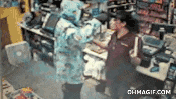 Dumb Criminals Who Got Big A Surprise While Trying To Steal (19 gifs)