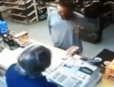 Dumb Criminals Who Got Big A Surprise While Trying To Steal (19 gifs)