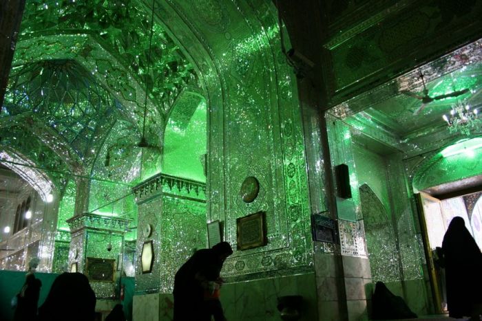 The Inside Of This Mosque Will Blow You Away And Make Your Jaw Drop (10 pics)
