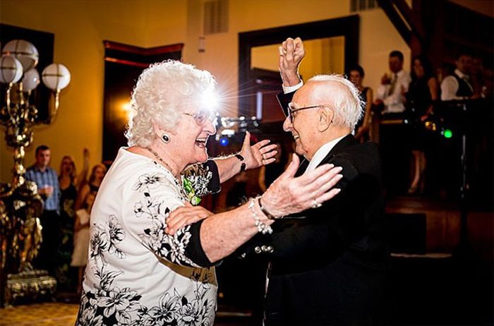 Elderly Couples That Prove There's No Age Limit For True Love (44 pics)