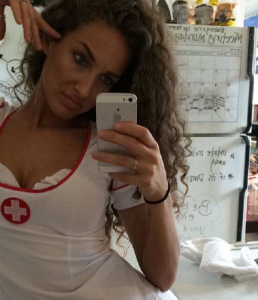 Facts About Halloween And Hot Girls That Will Keep You Busy For A While (24 pics)