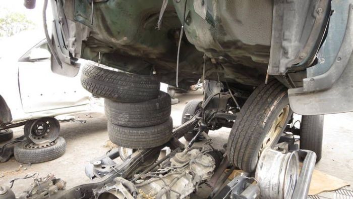 Whoever Did This Definitely Deserves A Darwin Award (8 pics)