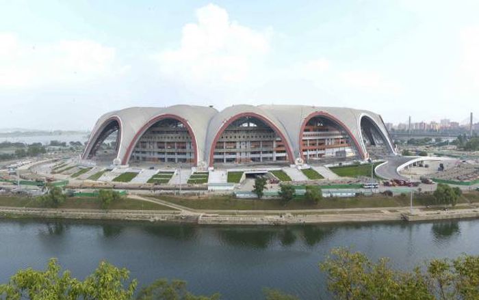 Weird And Unusual Architecture From North Korea (24 pics)