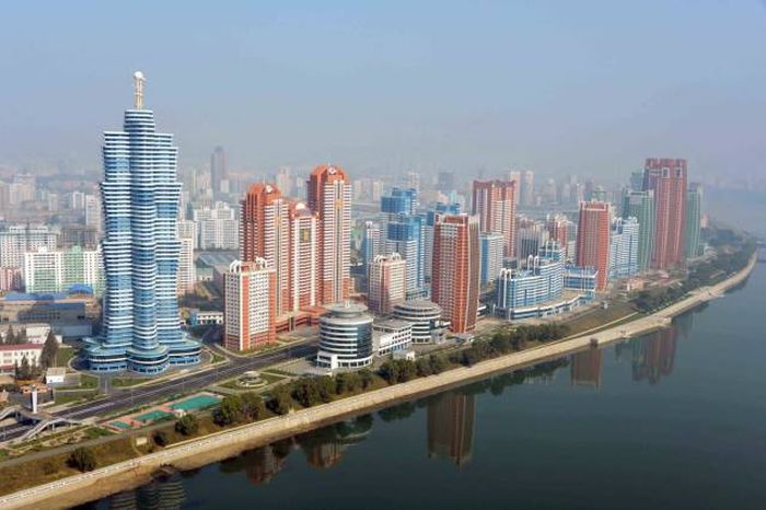 Weird And Unusual Architecture From North Korea (24 pics)