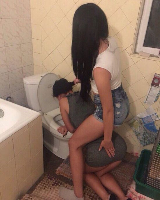 A Fun Collection Of Drunk Girls Being Drunk (21 pics)