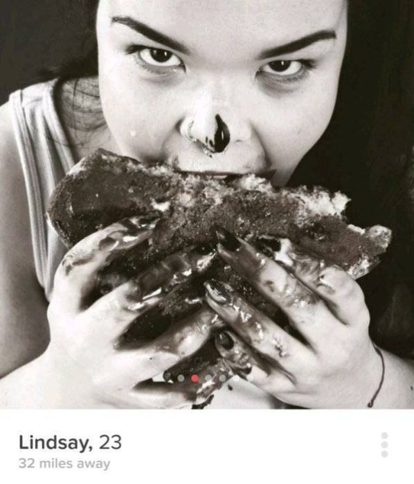 Some Of The Craziest Profiles You Can Find On Tinder 27 Pics