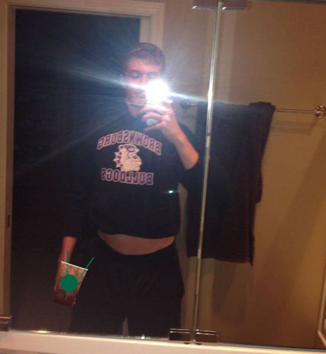 Guys Step Up And Fight Back Against Girls Stealing Their Hoodies (40 pics)