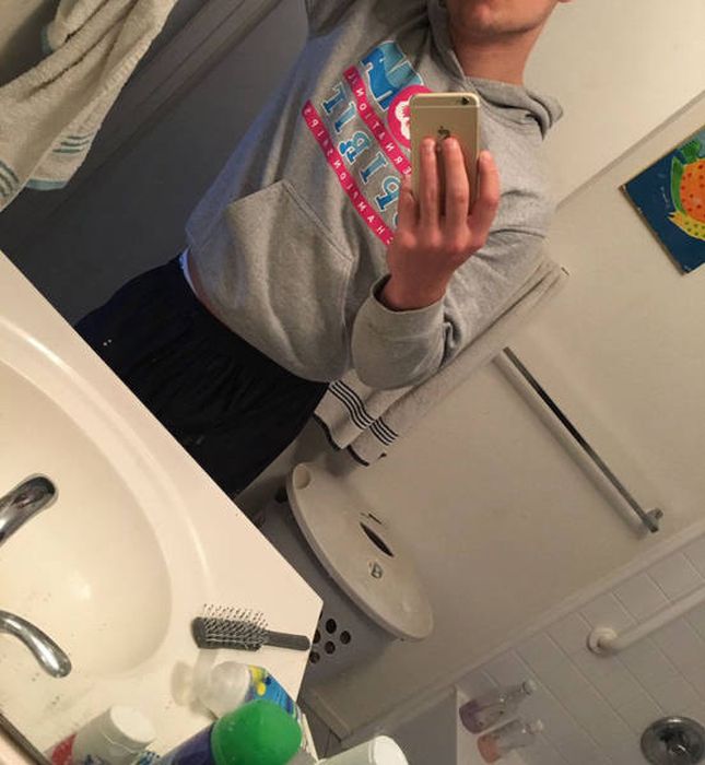 Guys Step Up And Fight Back Against Girls Stealing Their Hoodies (40 pics)