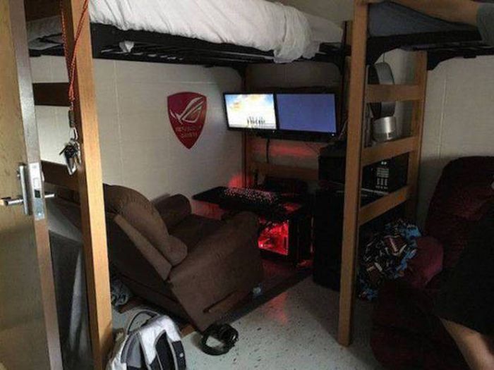Just A Few Legit Reasons Why College Life Is So Sweet (56 pics)