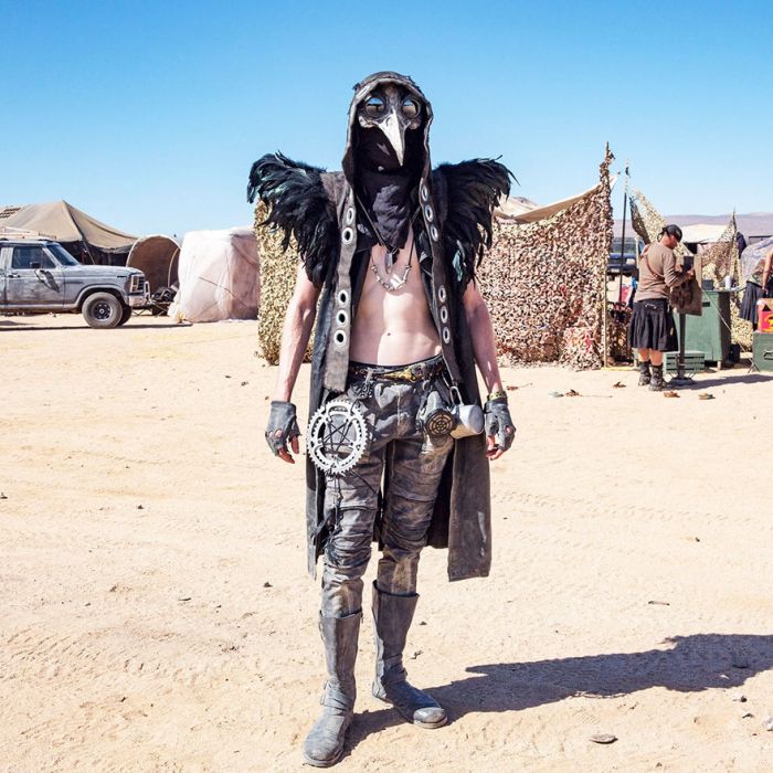 Wasteland Is So Wild That It Makes Burning Man Look Tame (15 pics)