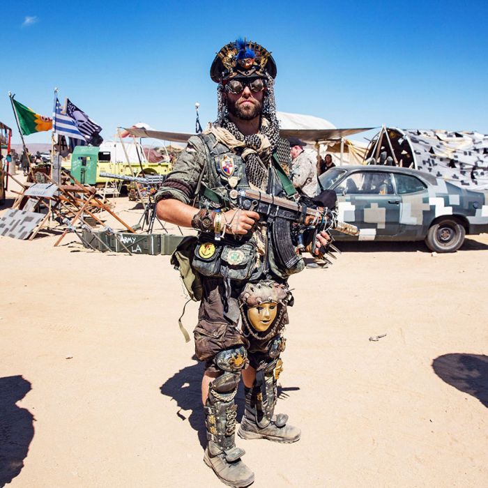 Wasteland Is So Wild That It Makes Burning Man Look Tame (15 pics)