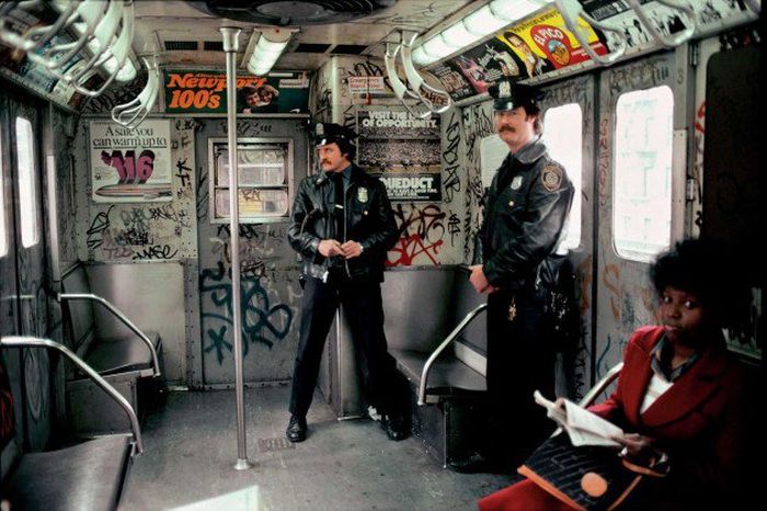 Nostalgic Photographs Of New York City Back In The 1980s (27 pics)