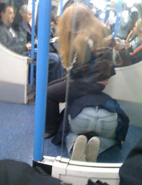 Know Your Role And Don't Forget Who The Boss Is (37 pics)