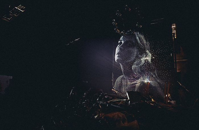 Artist Shows Off The Fleeting Nature Of Beauty With Crumbling Portraits (11 pics)